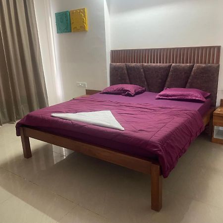 Royal Nest Premium Hotel Pune Exterior photo