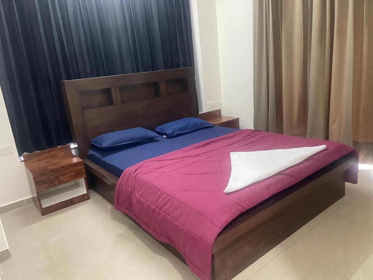 Royal Nest Premium Hotel Pune Exterior photo