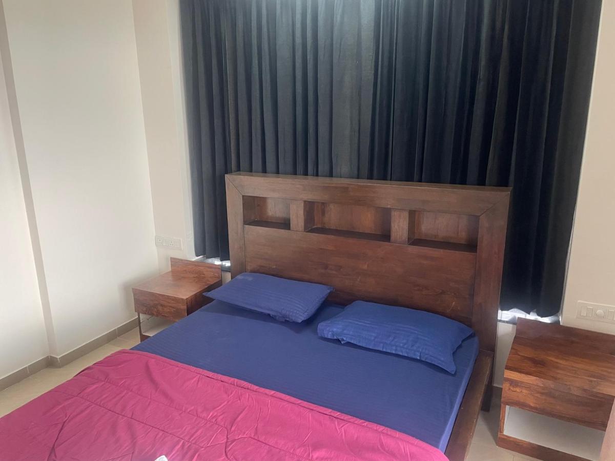 Royal Nest Premium Hotel Pune Exterior photo