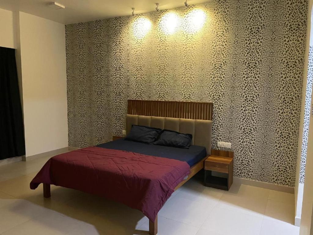 Royal Nest Premium Hotel Pune Exterior photo