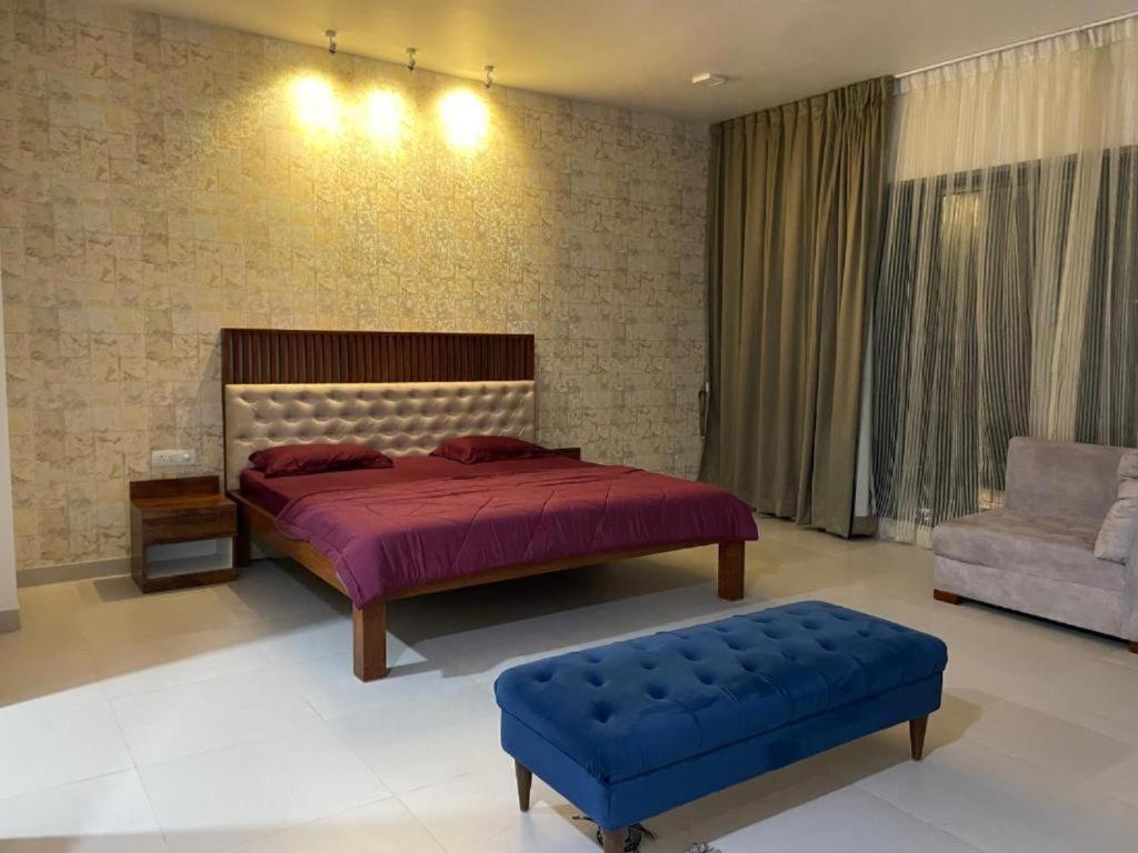 Royal Nest Premium Hotel Pune Exterior photo